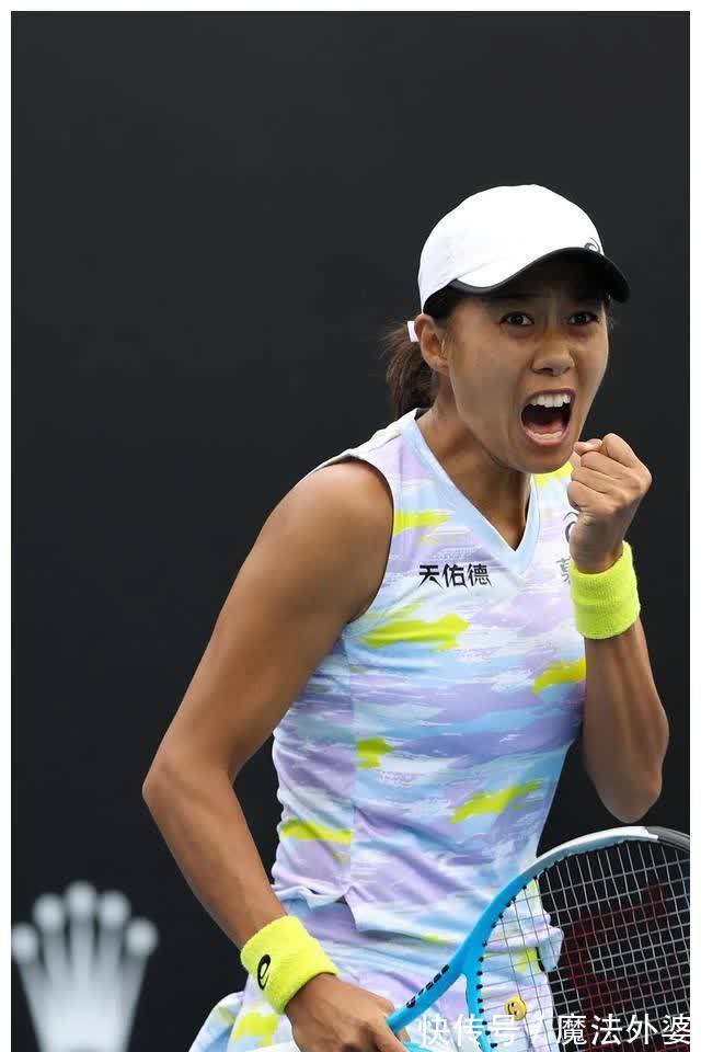 班奇接手拉 班奇接手拉