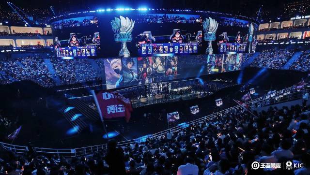 另一方面 另一方面