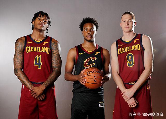 他不断用 他不断用